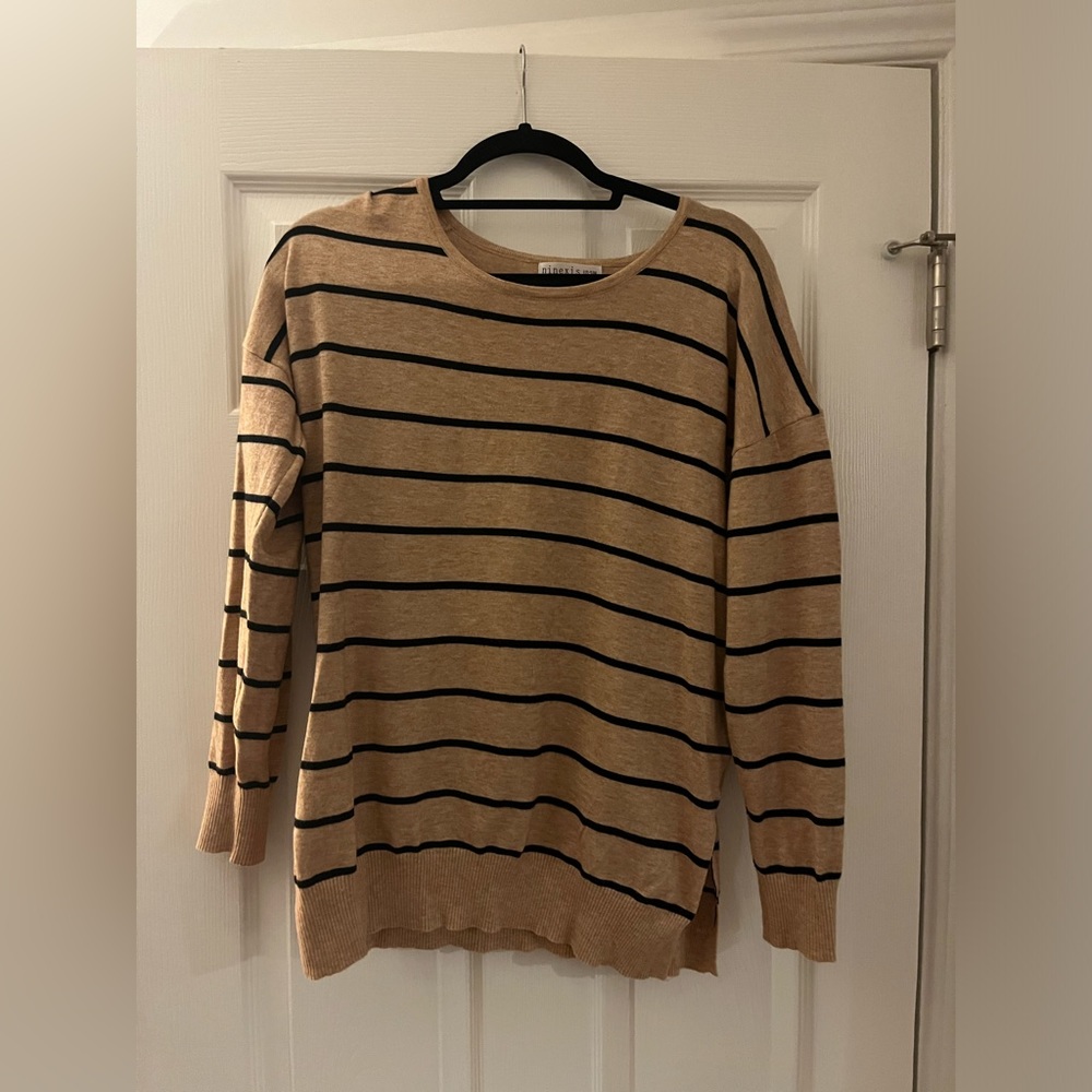 Top size s/m, brand Ninexis